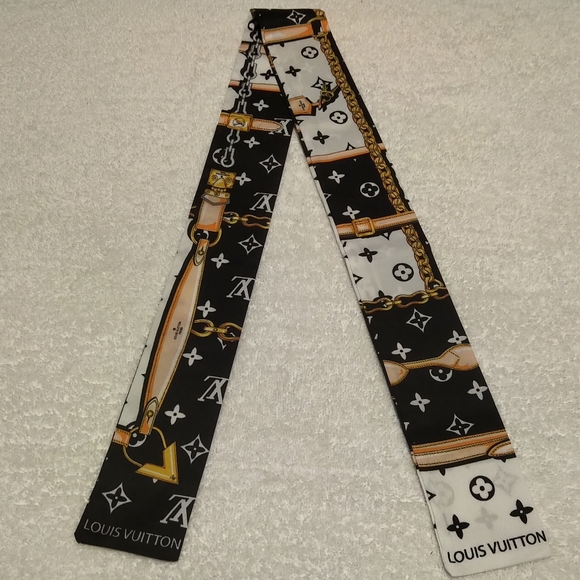 BRAND NEW Louis Vuitton Twilly Scarf - Picture 1 of 2